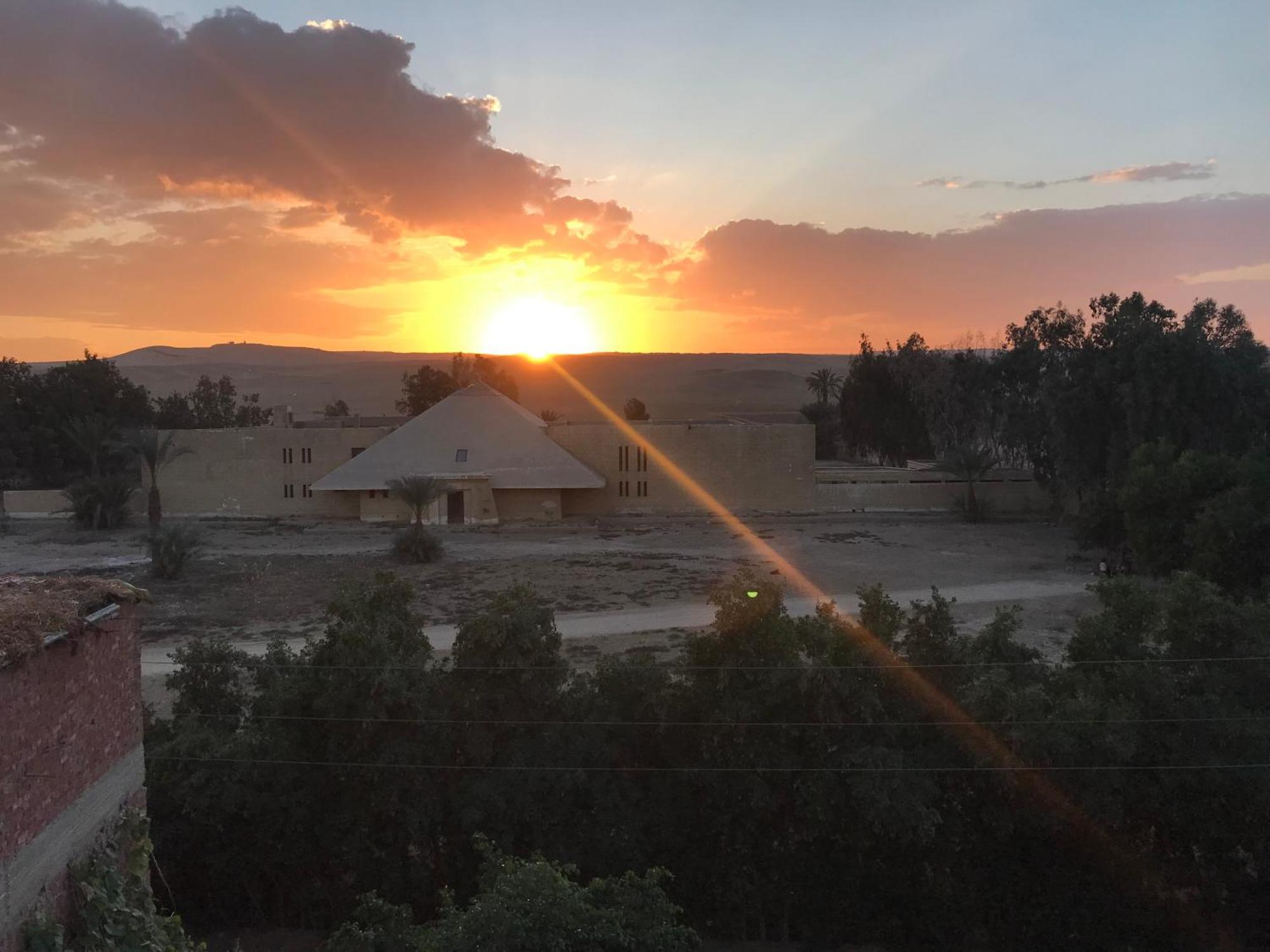 Sakkara Inn Hotel El Hawamdeya Esterno foto